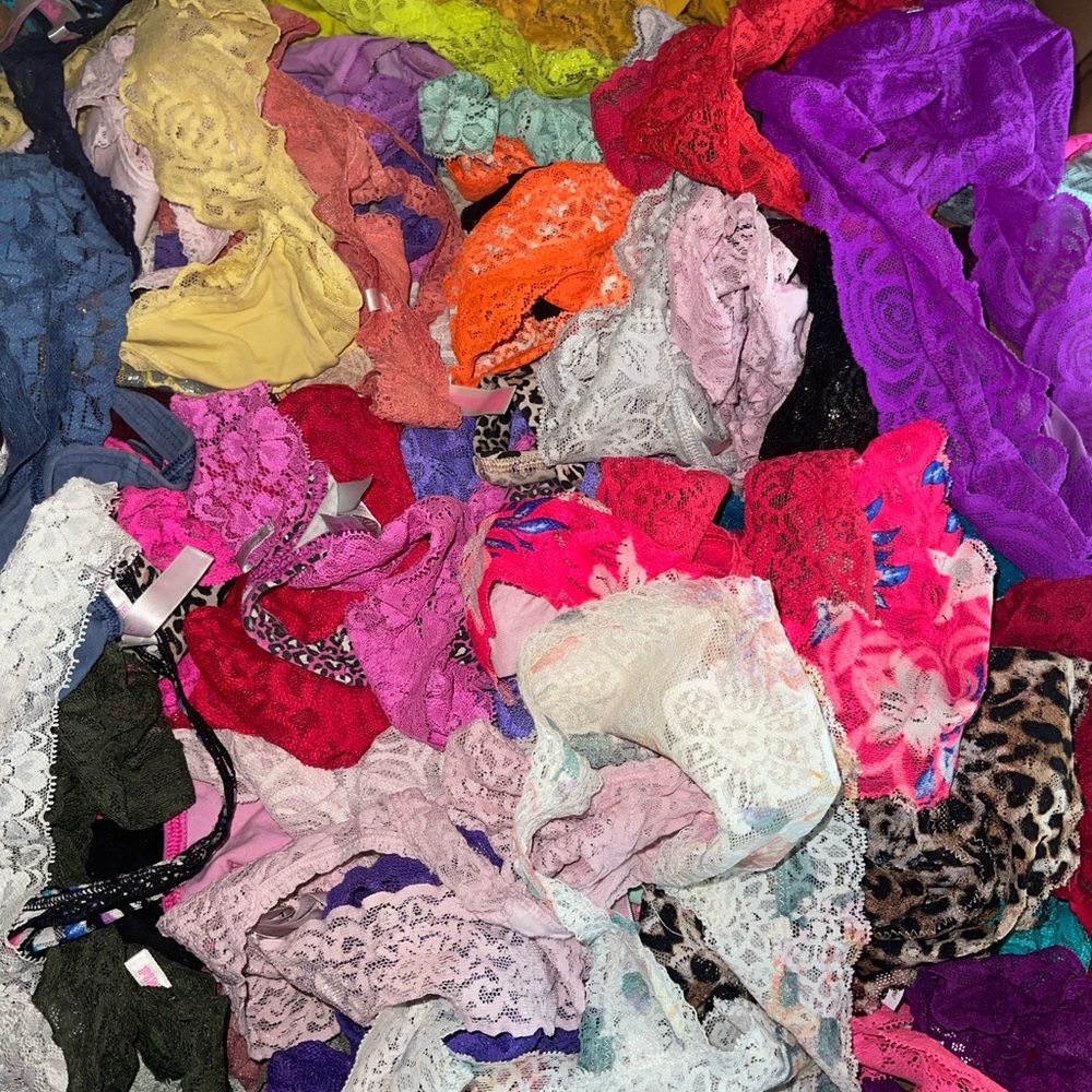 Victoria's Secret Thongs/G-Strings- Assorted Styles- Large- new w/o tags (4pack)